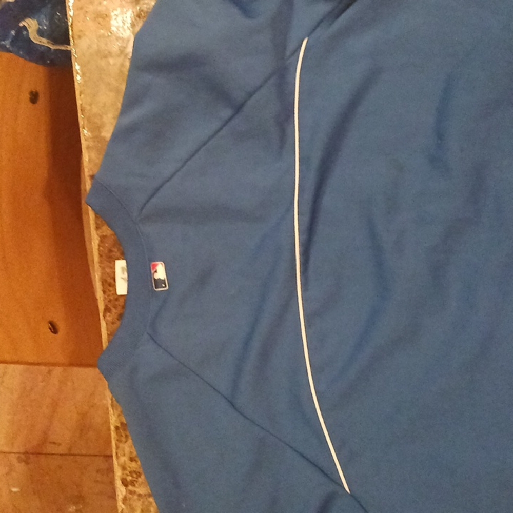 Dodgers Pullover - Picture 10 of 12